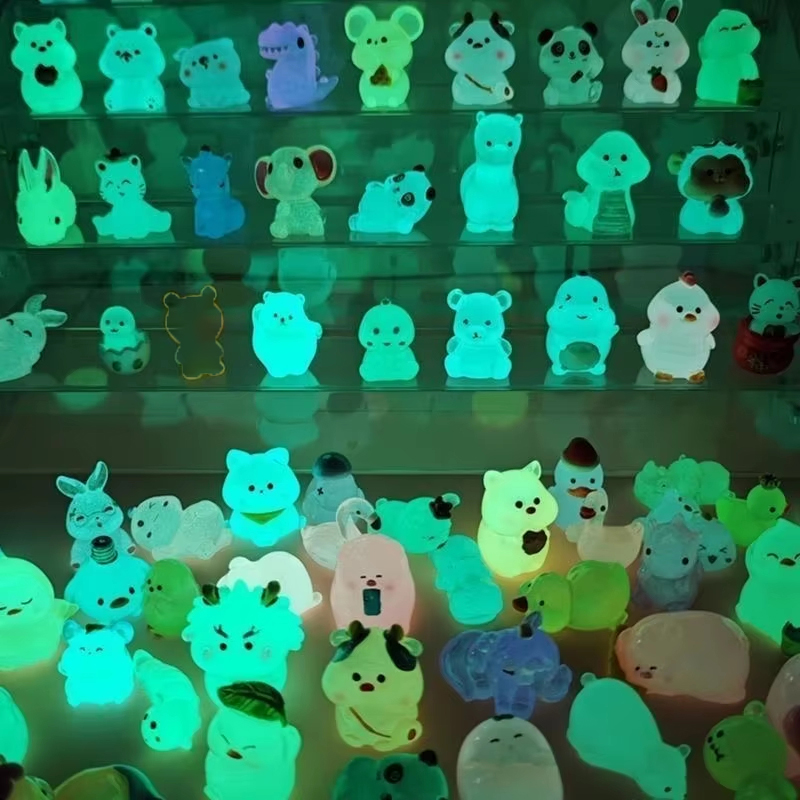 10-30-50pcs Mini Animal Surpri - огляд і ціна Kids Toys Under $10