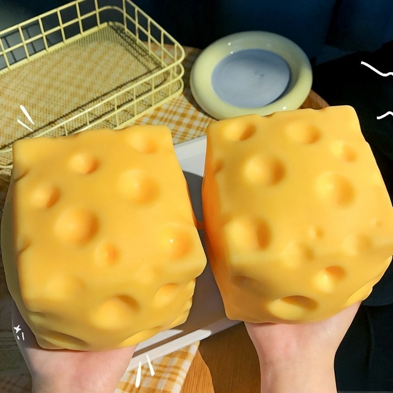 @Dark Yellow Cheese Cube Stres - огляд і ціна Kids Toys Yellow